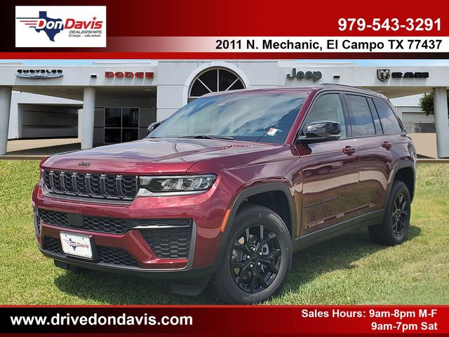 2026 Jeep Grand Cherokee Laredo Altitude